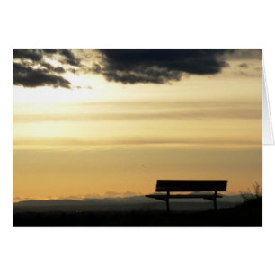 Tarjeta de banco al atardecer