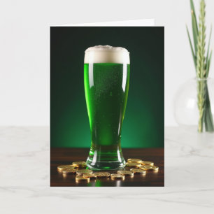 Tarjeta de bebida verde afortunada