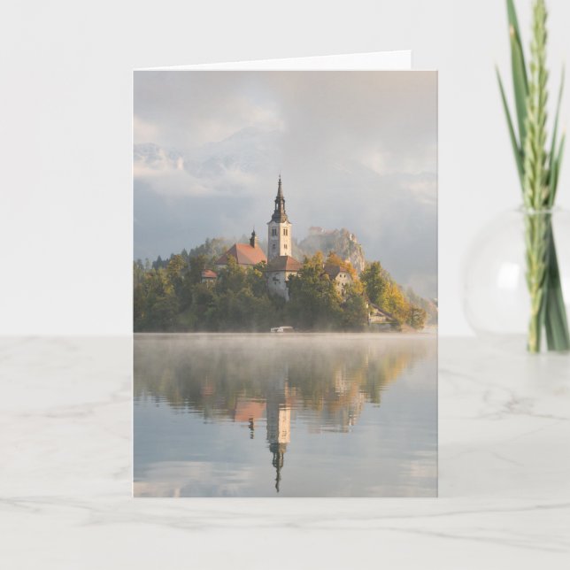 Tarjeta de bienvenida Foggy sunrise Lake Bled (Anverso)
