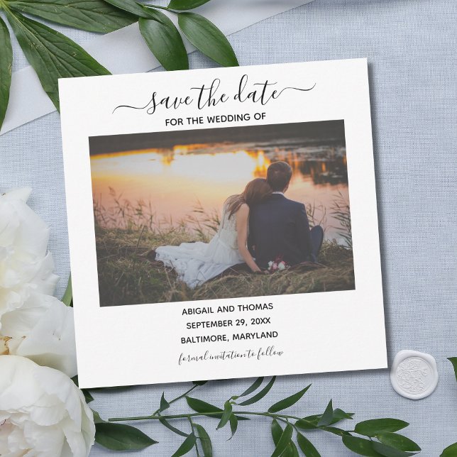 Tarjeta de boda con caligrafía moderna para guarda (Photo Wedding Save the Date. Elegant Script Calligraphy Font. )