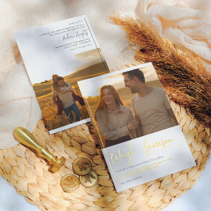 Tarjeta de Boda con Tipografía Bohemio y Hoja Real