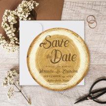 Tarjeta de boda de rebanada de madera rústica para