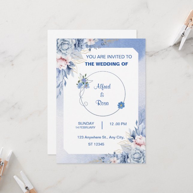 Tarjeta de Boda Floral Azul Suave y Blanco (Anverso/Reverso In Situ)