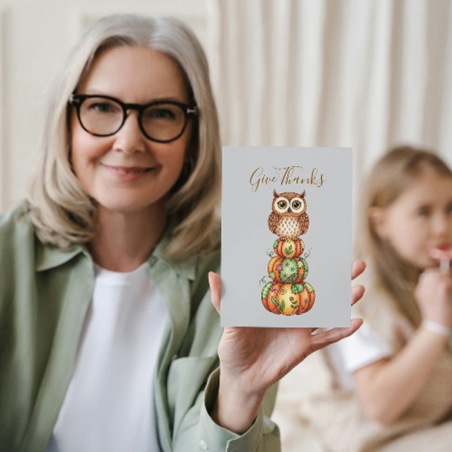 Tarjeta de calabazas para búho y trajes caprichoso (Subido por el creador)