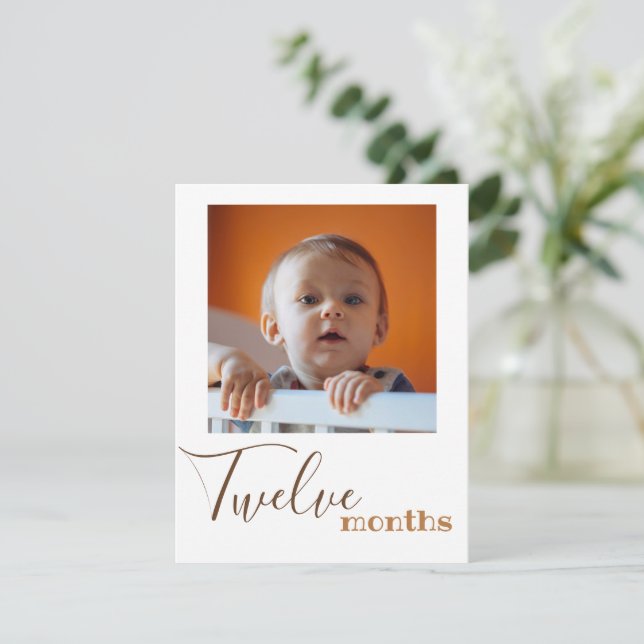 Tarjeta de cartel de 12 meses de foto del primer c (Anverso de pie)