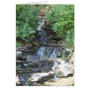 Tarjeta de cascada panorámica