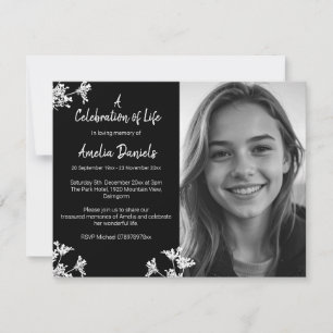 Tarjeta de Celebración de la Vida con Foto de Flor