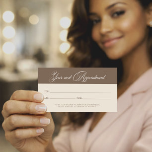 Tarjeta de cita de belleza minimalista beige neutr