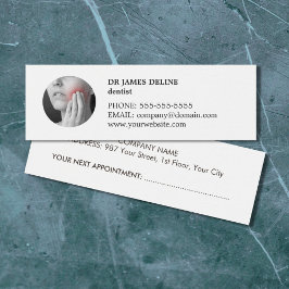 Tarjeta de cita para dentista blanco simple y limp