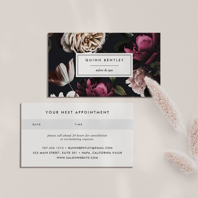 Tarjeta De Citas Elegante Floral oscura sobre negro (Subido por el creador)