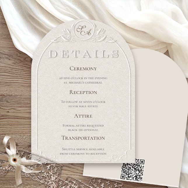 Tarjeta de código QR con detalles de boda en relie (Subido por el creador)