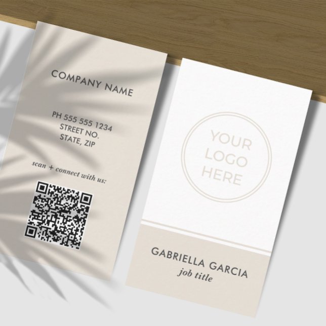Tarjeta de código QR del logotipo comercial neutro (Front and back of the business card are shown in standard size. Choose size, corner + paper style.)