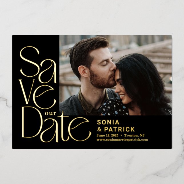 Tarjeta de Compromiso de Boda con Letras Divertida (Anverso)