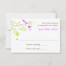 Aves elegantes en ramas de árbol Púrpura y Verde R