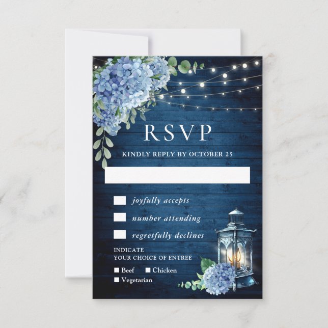 Tarjeta De Confirmación De Asistencia Azul Hydrangea Lantern Boda de madera Rustic (Anverso)