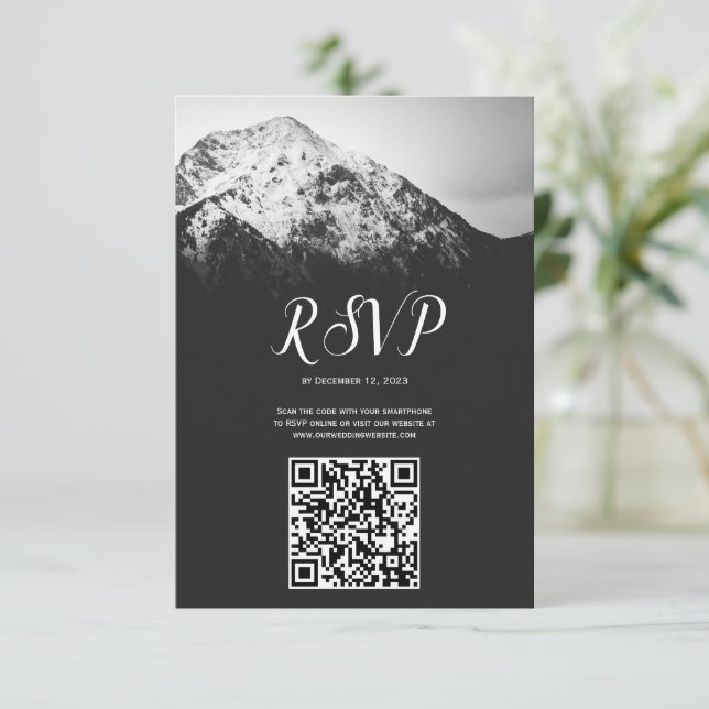Tarjeta De Confirmación De Asistencia Boda blanco y negro bajo las montañas (Anverso de pie)