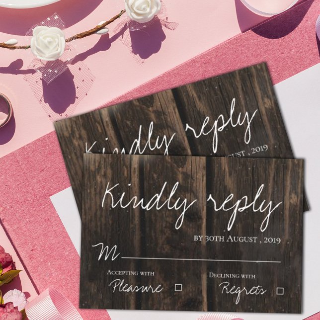 Tarjeta De Confirmación De Asistencia Boda de guión elegante de madera rústica (Subido por el creador)