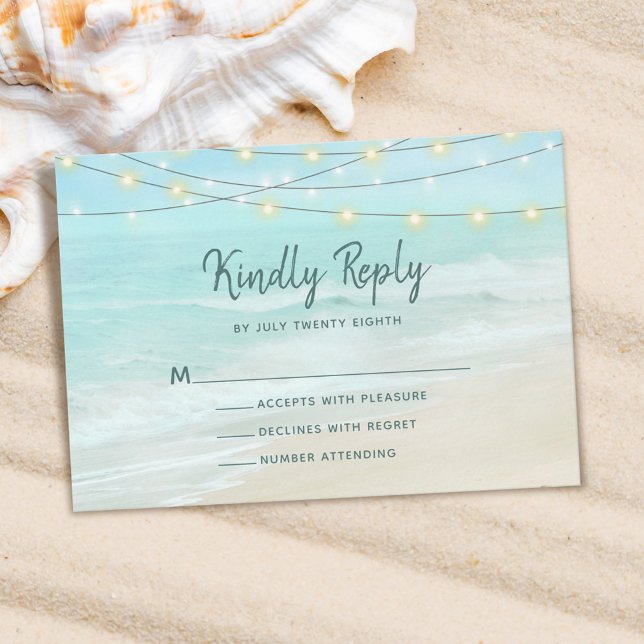 Tarjeta De Confirmación De Asistencia Boda de Ocean Beach Summer String Lights (Subido por el creador)
