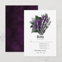 Boda Gótica con Esqueleto Floral Púrpura