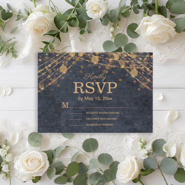 Tarjeta De Confirmación De Asistencia Boda Rústica Glam Azul Marino Dorado (Rustic glam navy blue gold string lights wedding RSVP card)