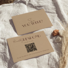 Tarjeta De Confirmación De Asistencia Clásico Código QR de Boda en Beige Cálido y Elegan