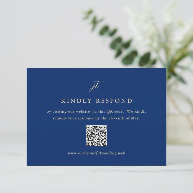 Tarjeta De Confirmación De Asistencia Classic Navy Blue Monogram QR Code Elegant Wedding (Anverso de pie)
