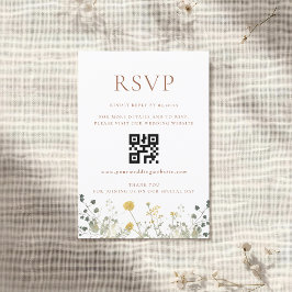 Tarjeta De Confirmación De Asistencia Código QR de boda de flores silvestres elegante cl