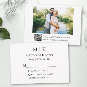 Tarjeta De Confirmación De Asistencia Código QR del Boda fotográfico moderno de monogram