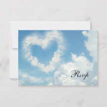 Corazón en las nubes, cielo azul amor romántico