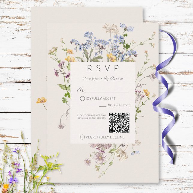 Tarjeta De Confirmación De Asistencia Delicada Boho Wildflowers Cream QR Code Wedding (Delicate Boho Wildflowers Cream QR Code Wedding RSVP Card)