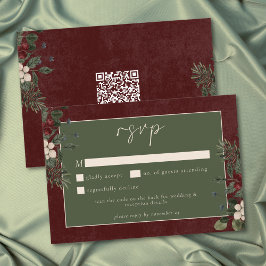 Tarjeta De Confirmación De Asistencia Elegant Winter Berries & Pine Burgundy Wedding QR