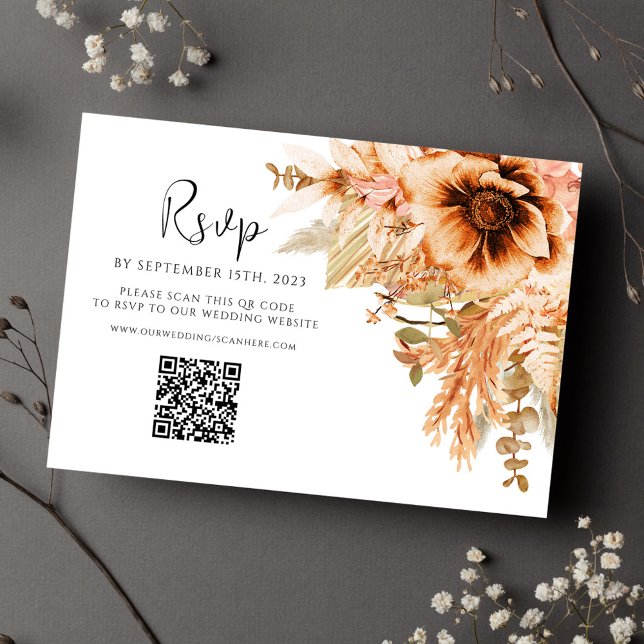 Tarjeta De Confirmación De Asistencia Elegante Floral QR Código Terracotta Boda de otoño (Elegant Floral QR Code Terracotta Fall Wedding RSVP Card)