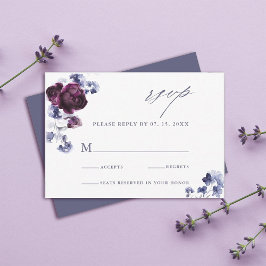 Tarjeta De Confirmación De Asistencia Elegante Plum Purple & Indigo Blue Floral Boda