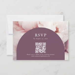 Tarjeta De Confirmación De Asistencia Elegante Regal Purple Peonies Boda de código QR