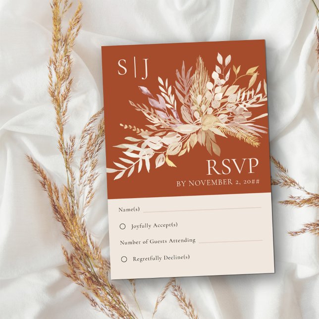 Tarjeta De Confirmación De Asistencia Foliage Botánico Terracotta Monograma Boda (Terracotta wedding RSVP with bride and groom monogram. Burnt orange with neutral cream foliage.)