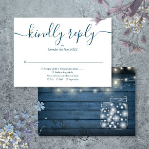Tarjeta De Confirmación De Asistencia Luces de Cuerda de Madera Rústica Azul Script Boda