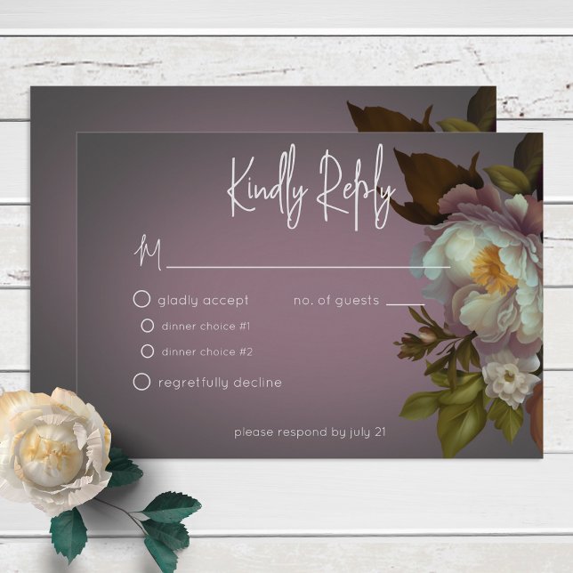 Tarjeta De Confirmación De Asistencia Moody Mauve Boda floral moderna oscuro (Subido por el creador)
