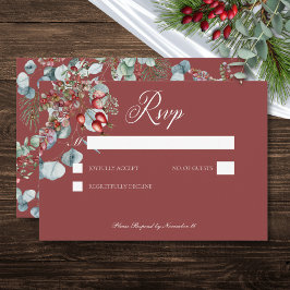 Tarjeta De Confirmación De Asistencia Pine de invierno rojo Berries Eucalyptus Boda