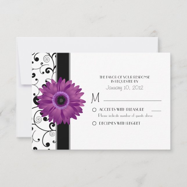 Tarjeta De Confirmación De Asistencia Purple Gerbera Daisy con diseño de pergamino negro (Anverso)