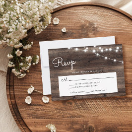 Tarjeta De Confirmación De Asistencia Rustic Barn Wood String Lights