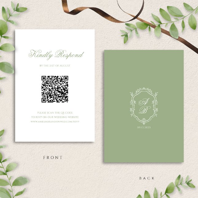 Tarjeta De Confirmación De Asistencia Sage Green Floral Monogram Crest Wedding QR Code (Subido por el creador)