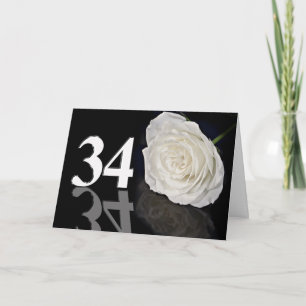 Tarjeta de cumpleaños 34 con rosa blanca clásica