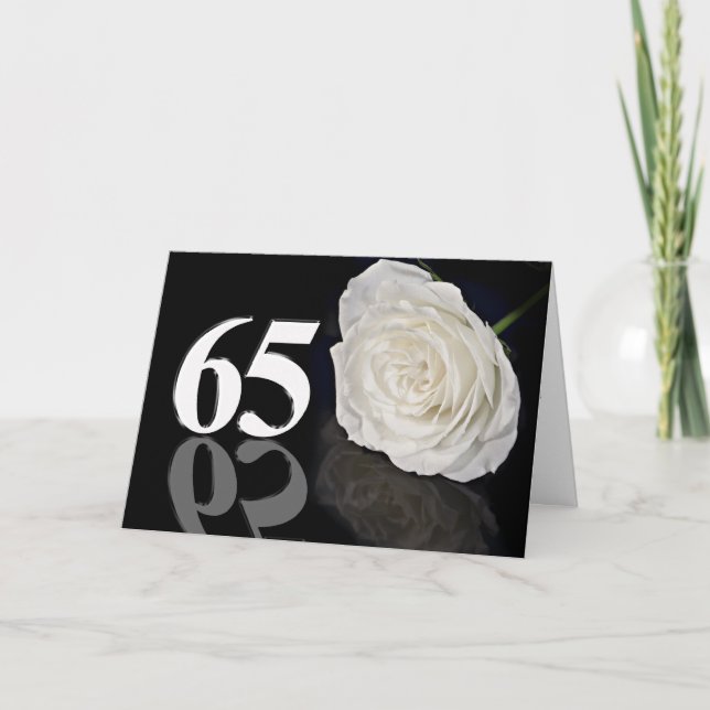 Tarjeta de cumpleaños 65 con rosa blanca clásica (Anverso)