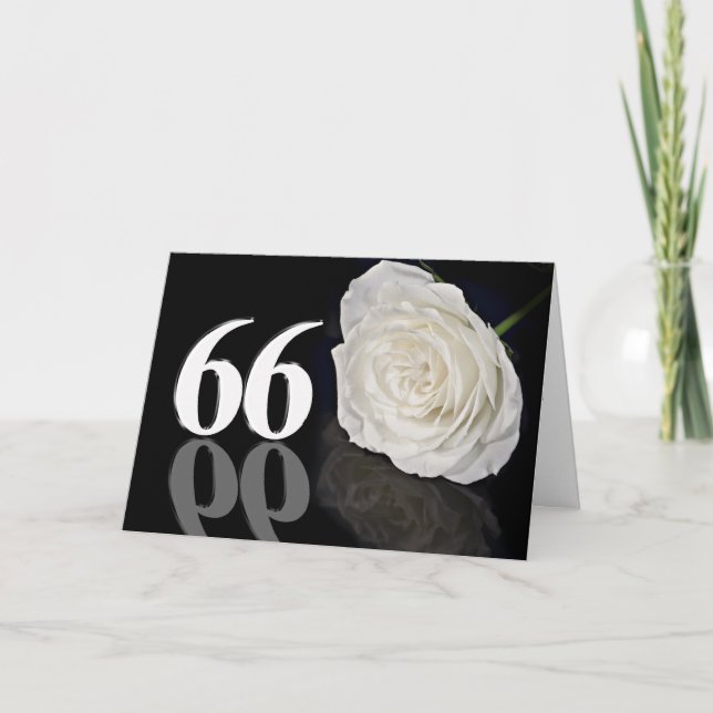Tarjeta de cumpleaños 66 con rosa blanco clásico (Anverso)
