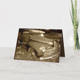 Tarjeta de cumpleaños clásica del coche
