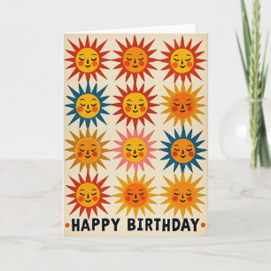 Tarjeta de cumpleaños con caras de sol alegres