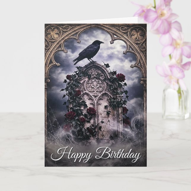 Tarjeta de cumpleaños con cuervo y rosas góticas e (Orquídea)