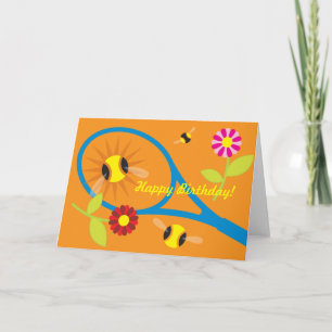 Tarjeta de cumpleaños con diseño lindo del tenis