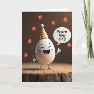 Tarjeta de cumpleaños con figura sonriente alegre