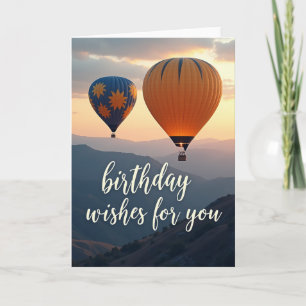 Tarjeta de cumpleaños con globos aerostáticos soña